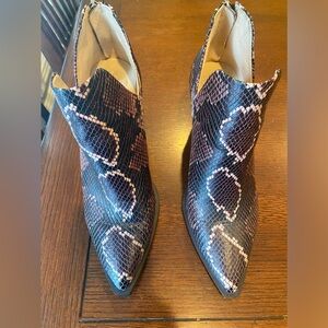 Vince Camuto Gigietta Snakeskin Leather Bootie